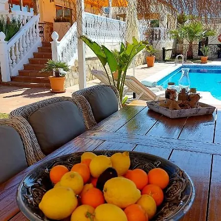 Casa Oliva Couette-café Alhaurín el Grande